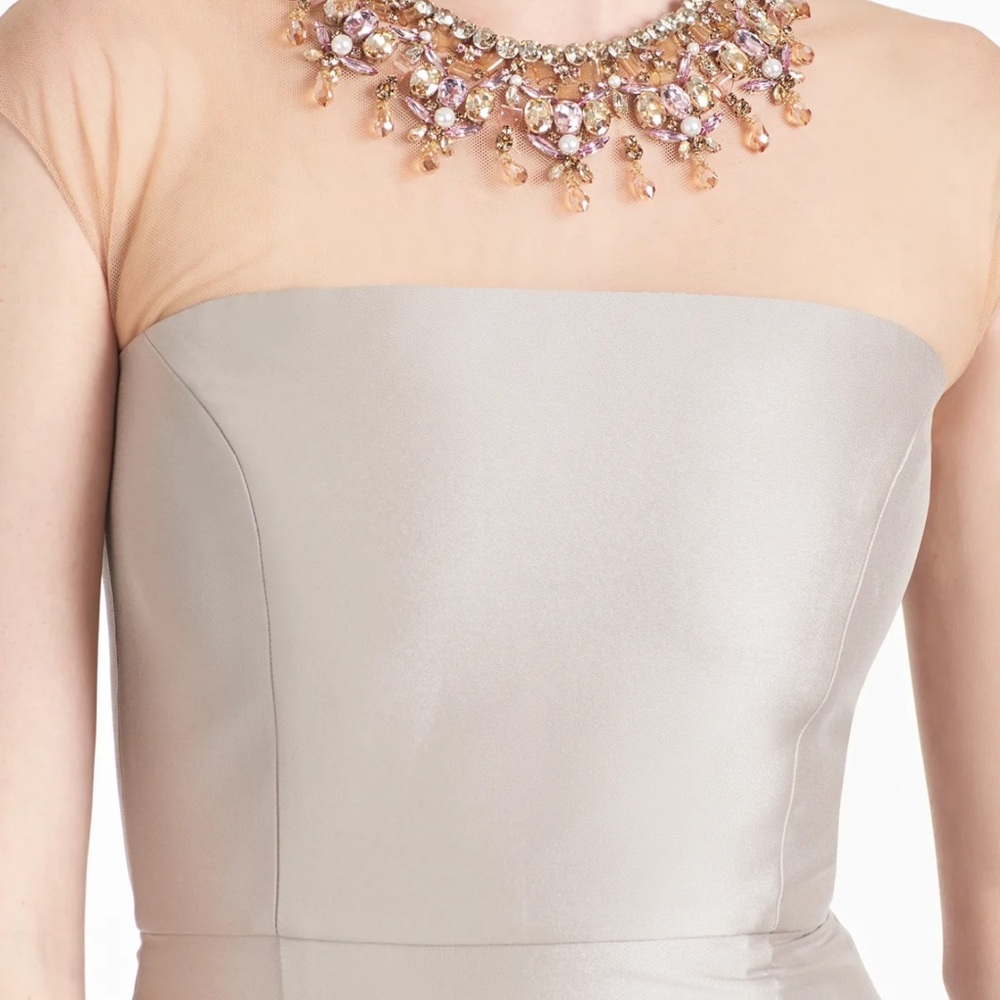 Elegant Silver Evening Gown - Picture 2 of 12